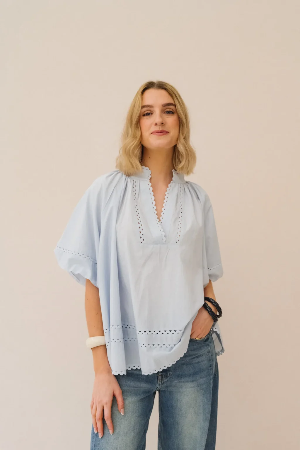 jannie-blouse-aimee-femme-bleu-clair-1.webp