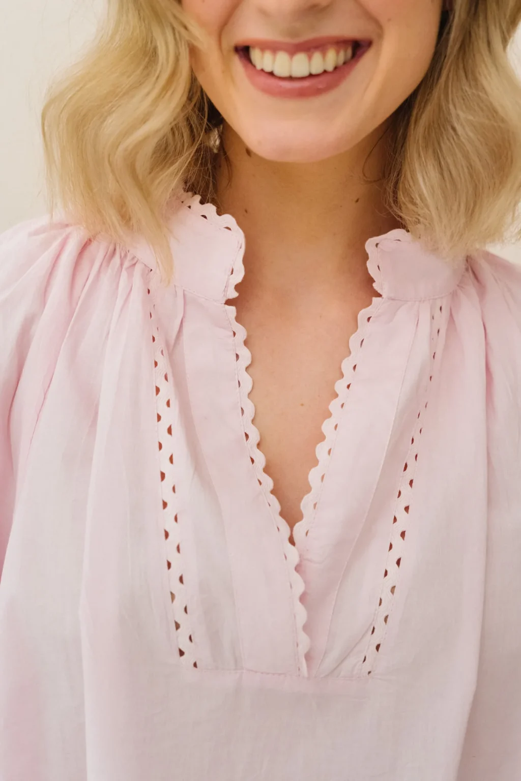 jannie-blouse-aimee-femme-rose-matiere-1.webp