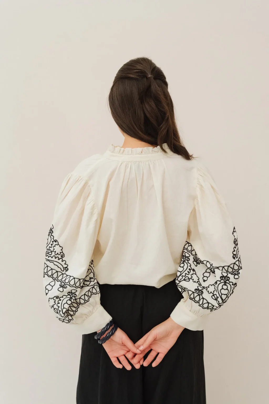 jannie-blouse-victoria-femme-3.webp