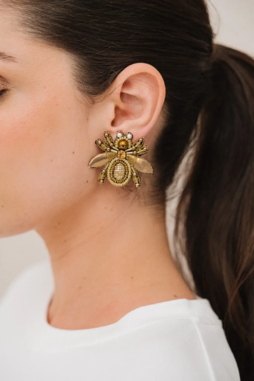 jannie-boucles-fanny-femme-dore-1.webp