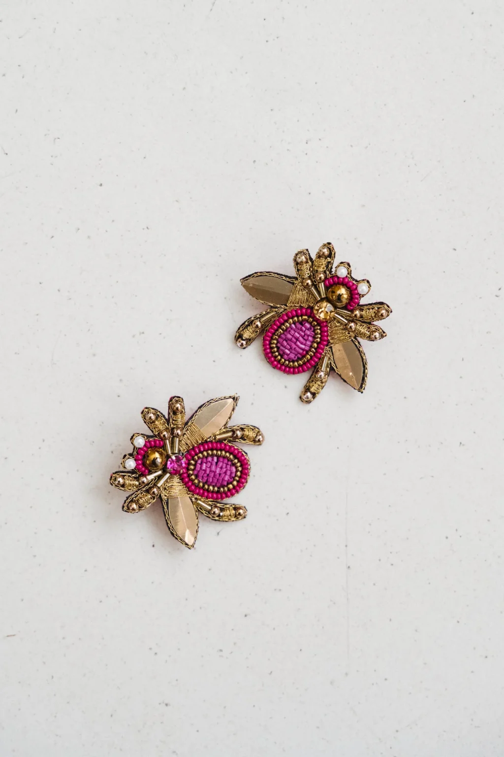 jannie-boucles-fanny-femme-rose-1.webp