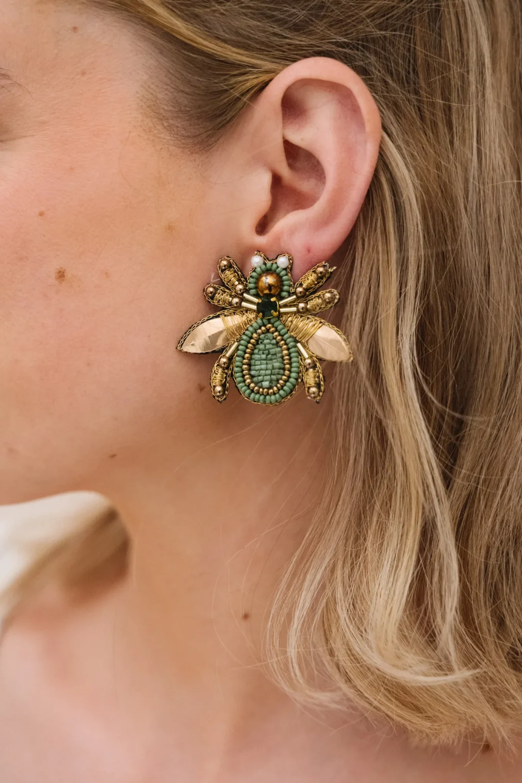 jannie-boucles-fanny-femme-turquoise-matiere-1.webp