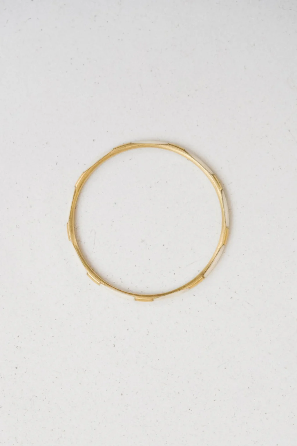jannie-bracelet-romy-femme-vanille-1.webp