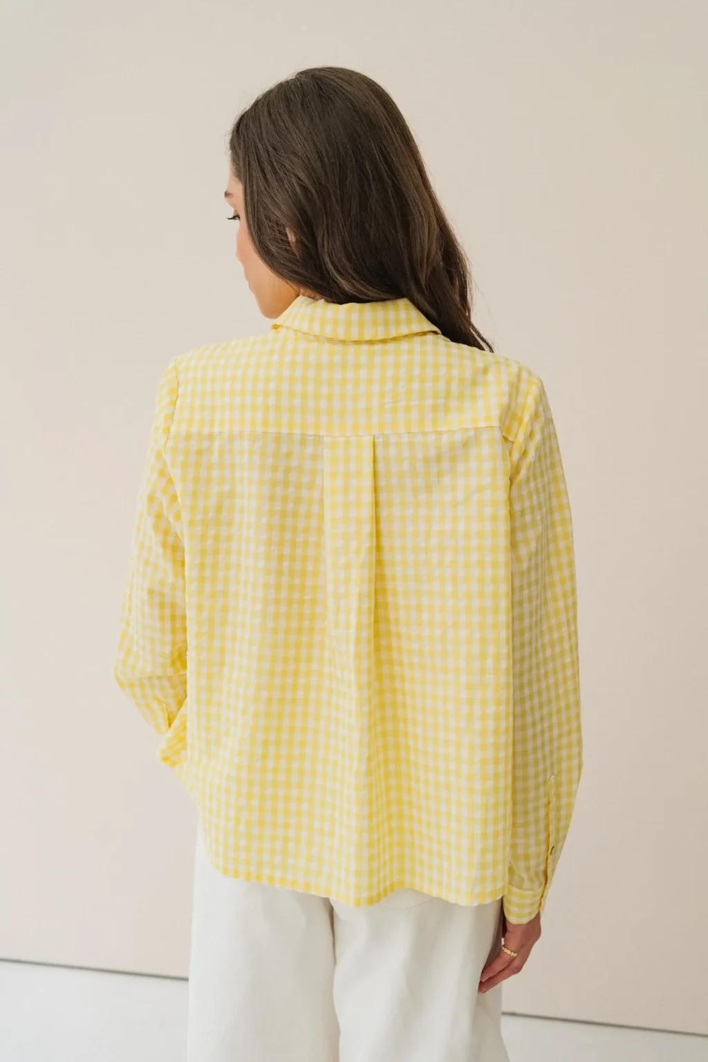 jannie-chemise-france-femme-blanc-et-jaune-2.webp