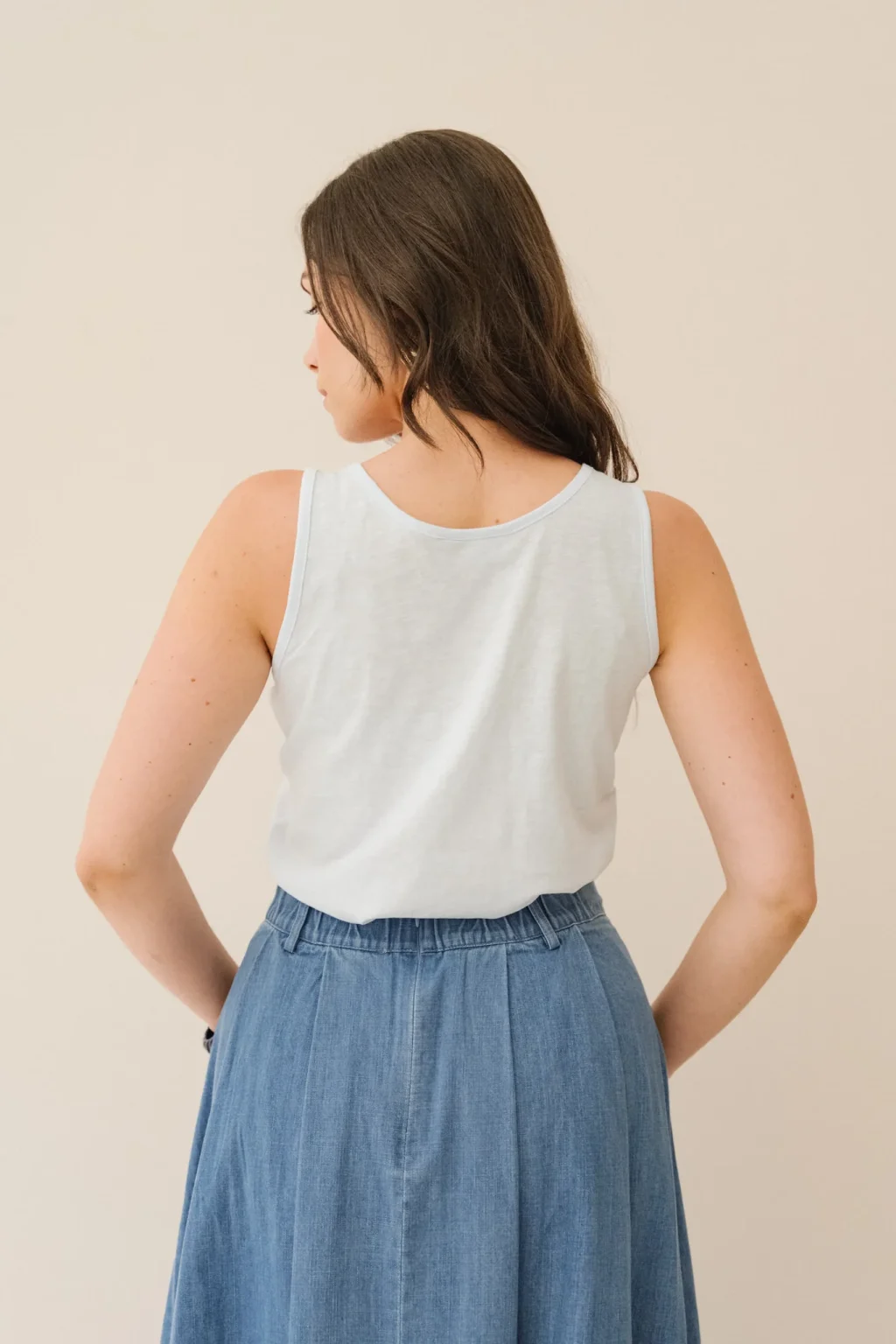 jannie-debardeur-laudine-femme-blanc-2.webp