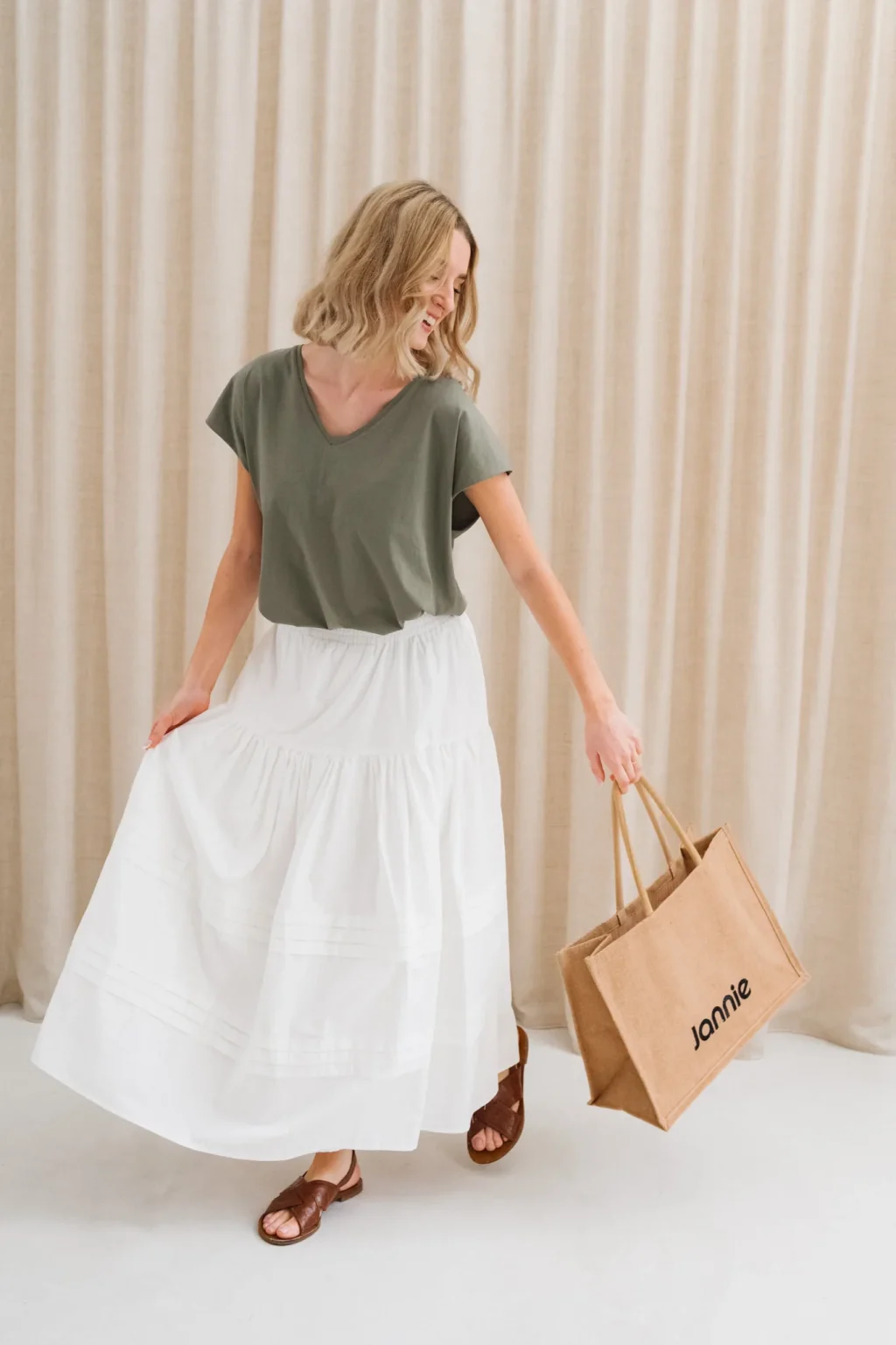jannie-look-femme-tee-shirt-anais-jupe-anna-2.webp