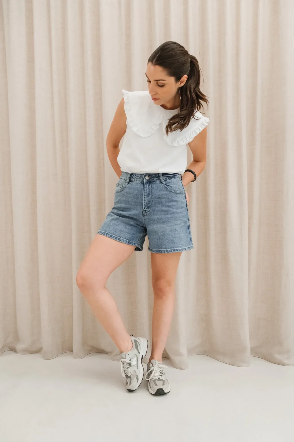 jannie-look-femme-top-mathilde-short-clara-2.webp