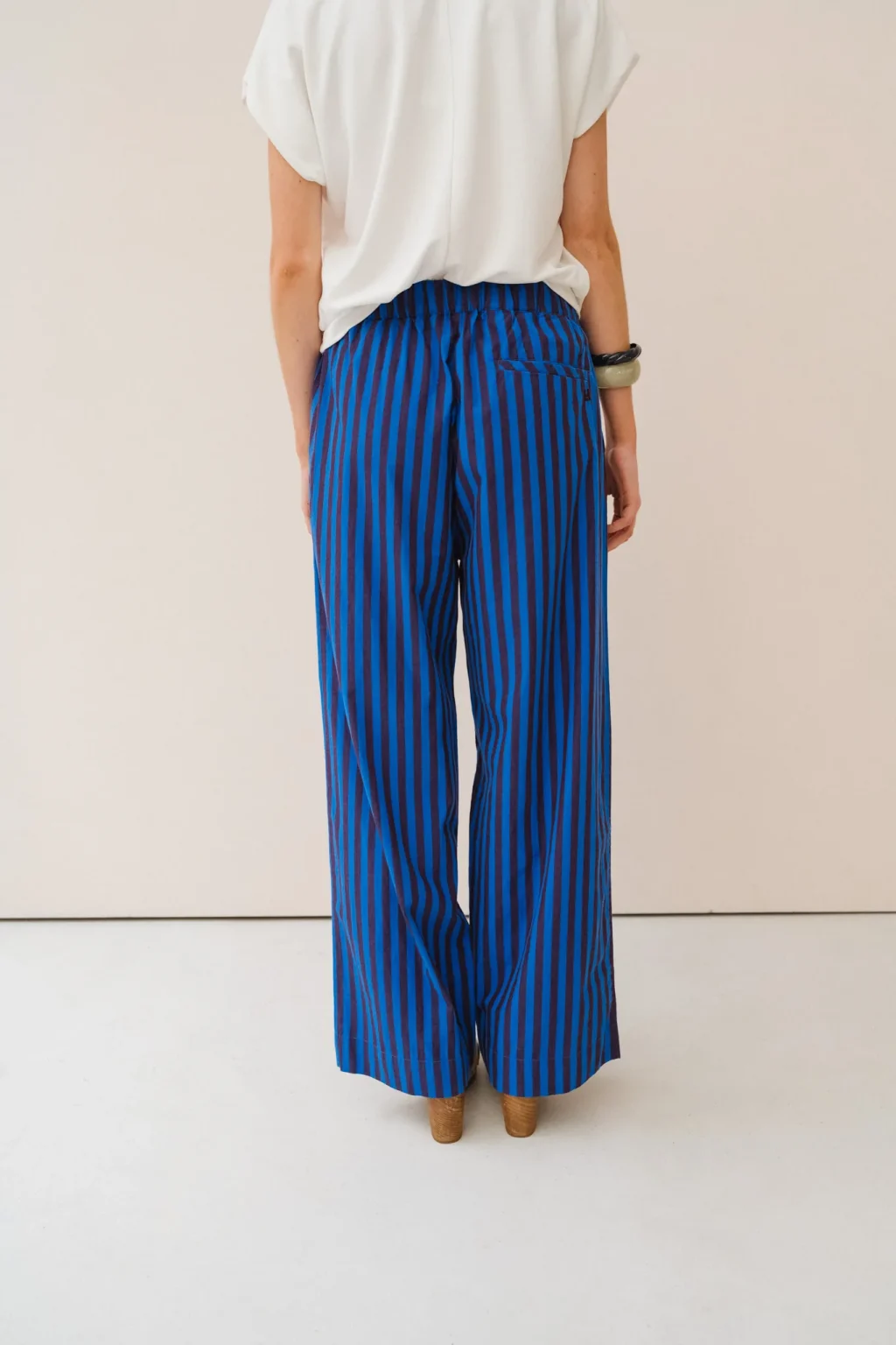 jannie-pantalon-claude-femme-2.webp