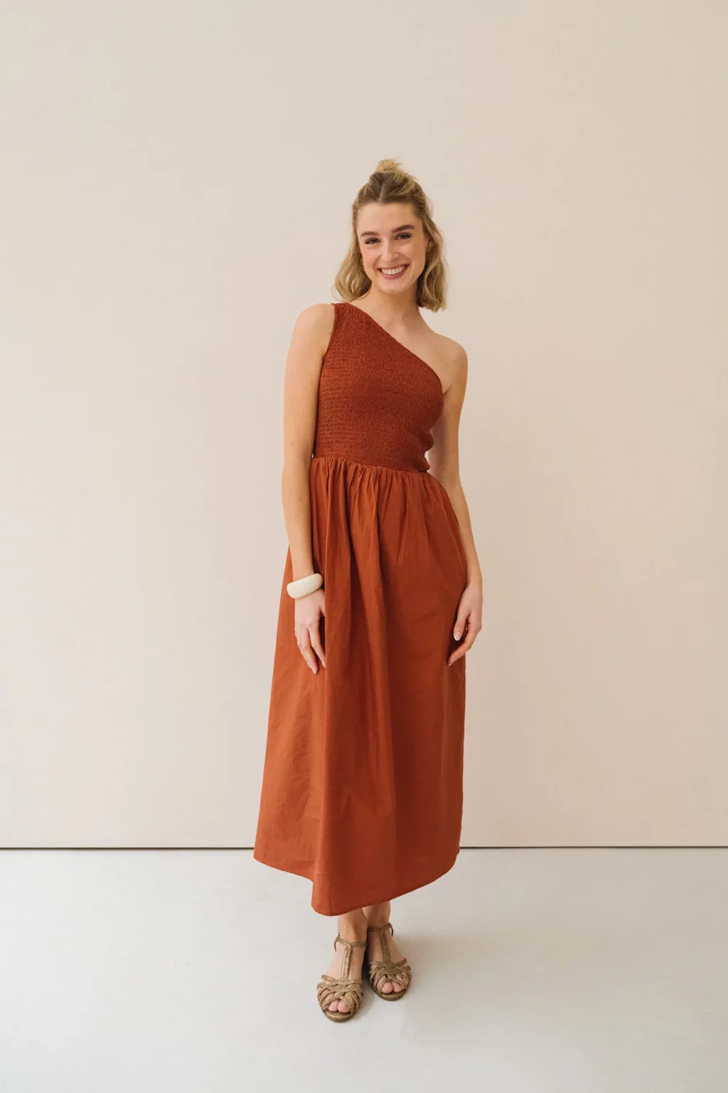 jannie-robe-lucette-femme-terracotta-1.webp