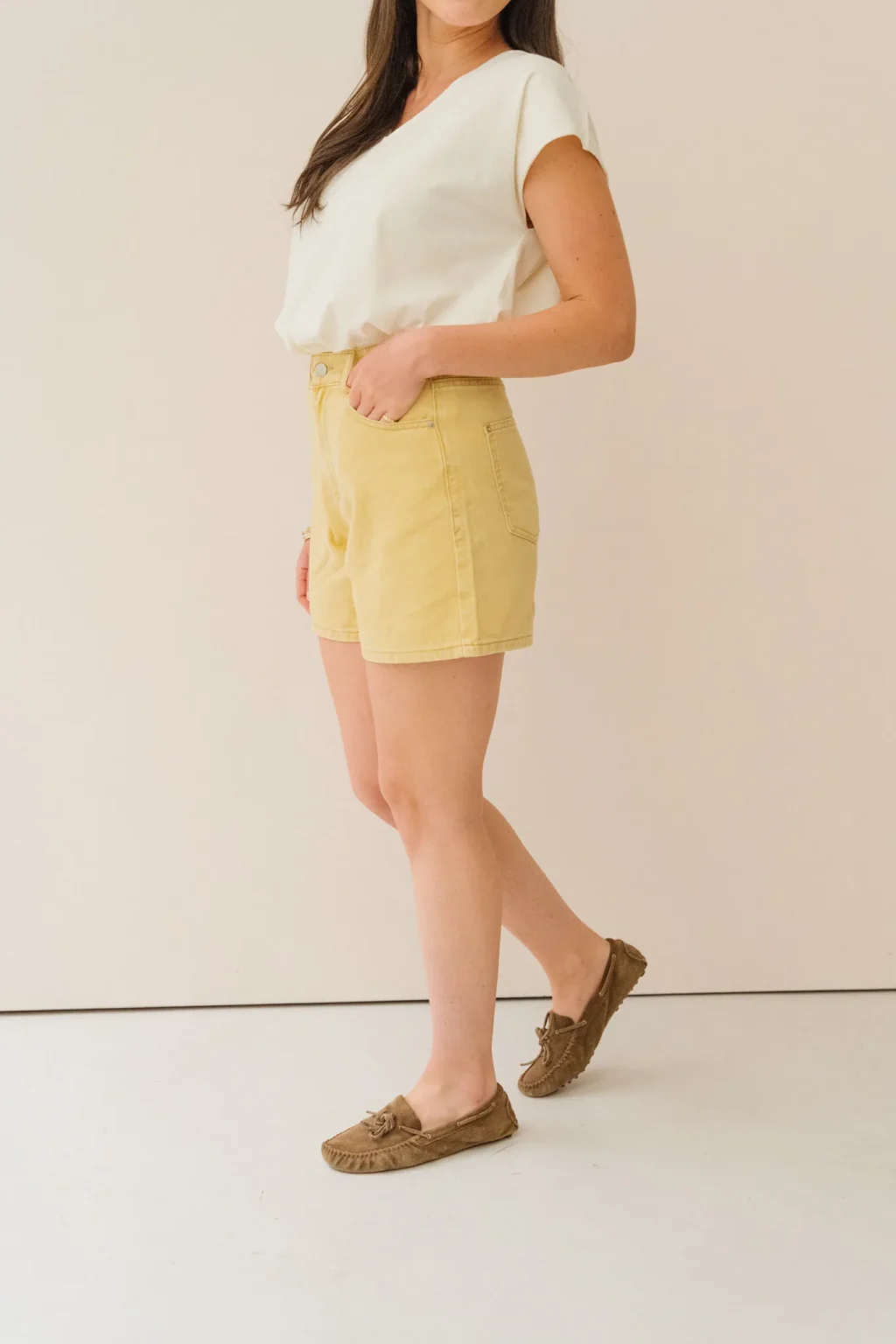 jannie-short-clara-femme-ocre-2.webp