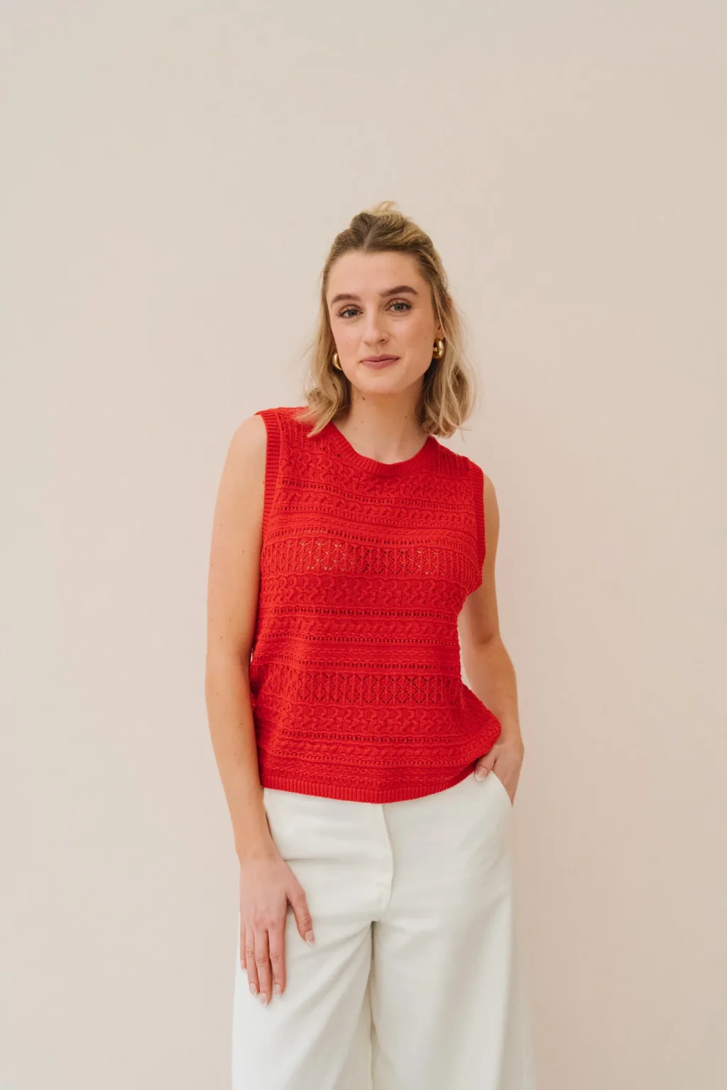 jannie-top-corinne-femme-rouge-1.webp