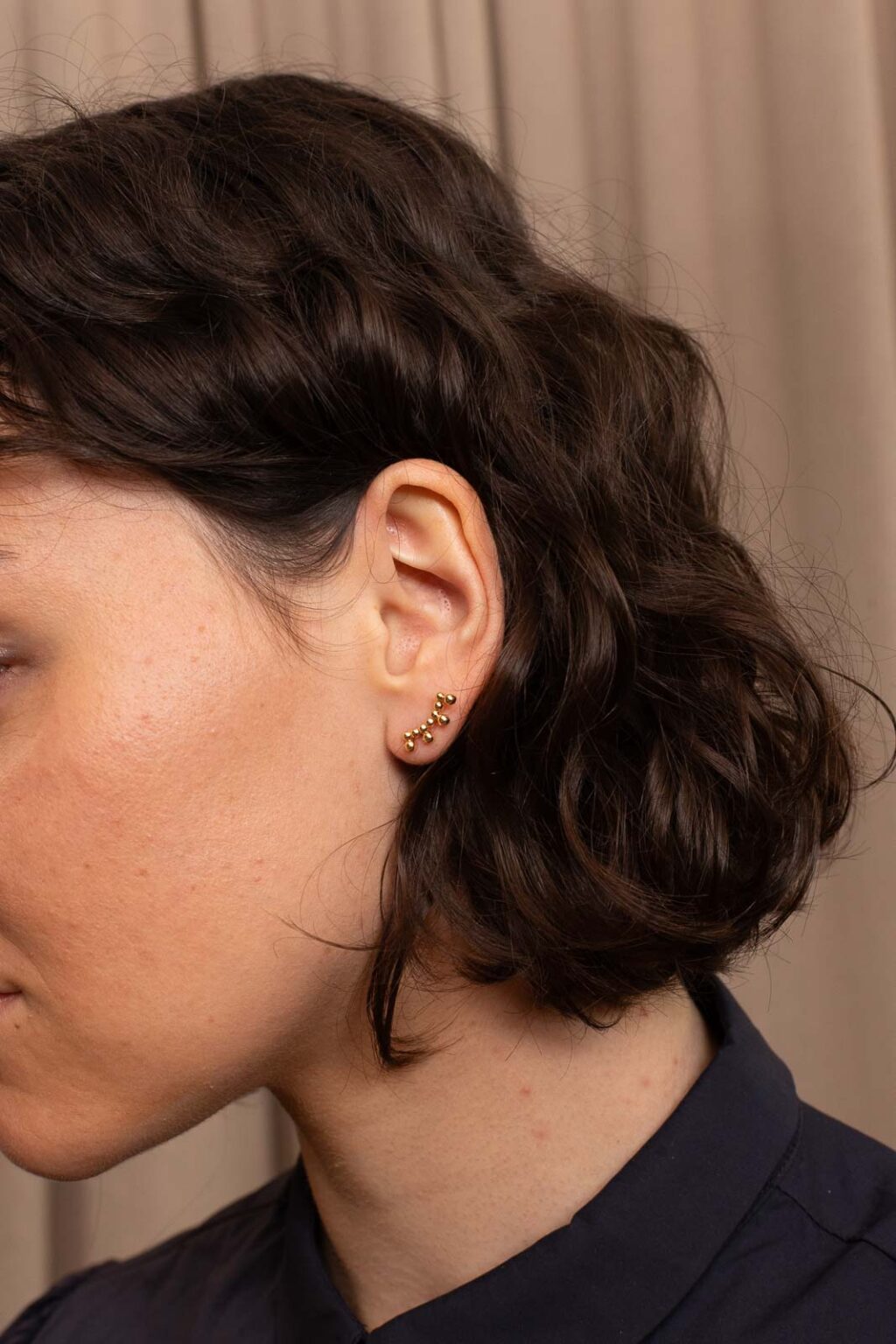 Détail matière des boucles d'oreilles Charline, Jannie