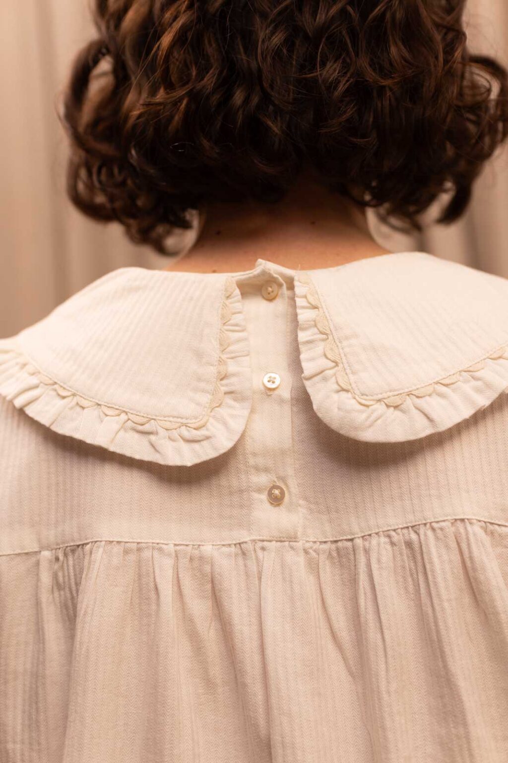 Détail matière de la chemise Odette, Jannie