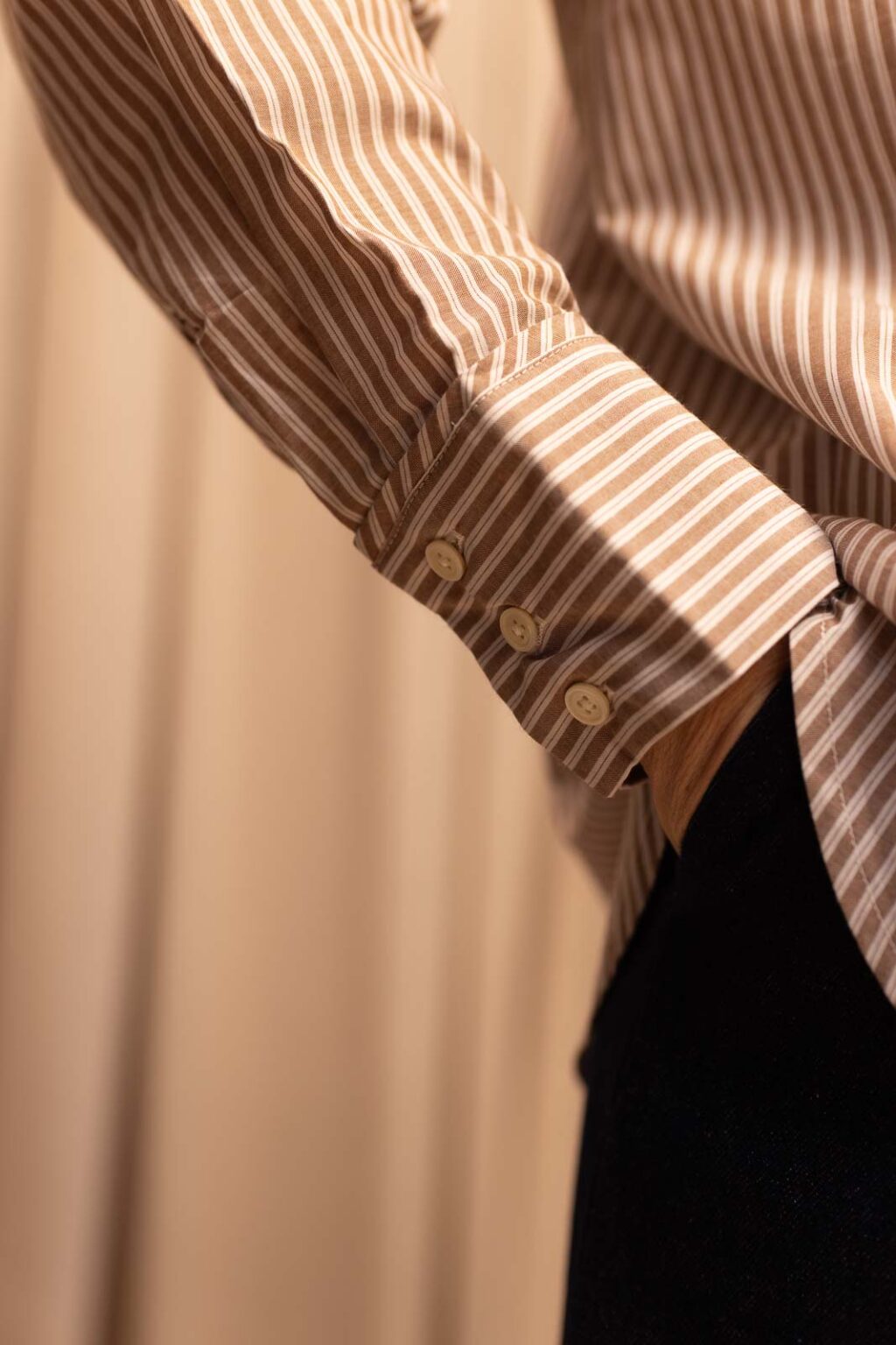 Détail matière de la chemise Oscar, Jannie