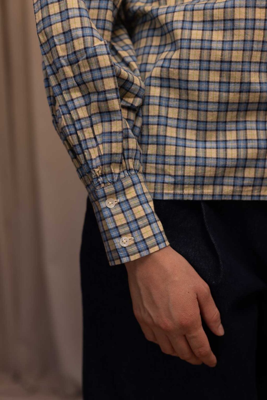 Détail matière de la chemise Rosalie, Jannie