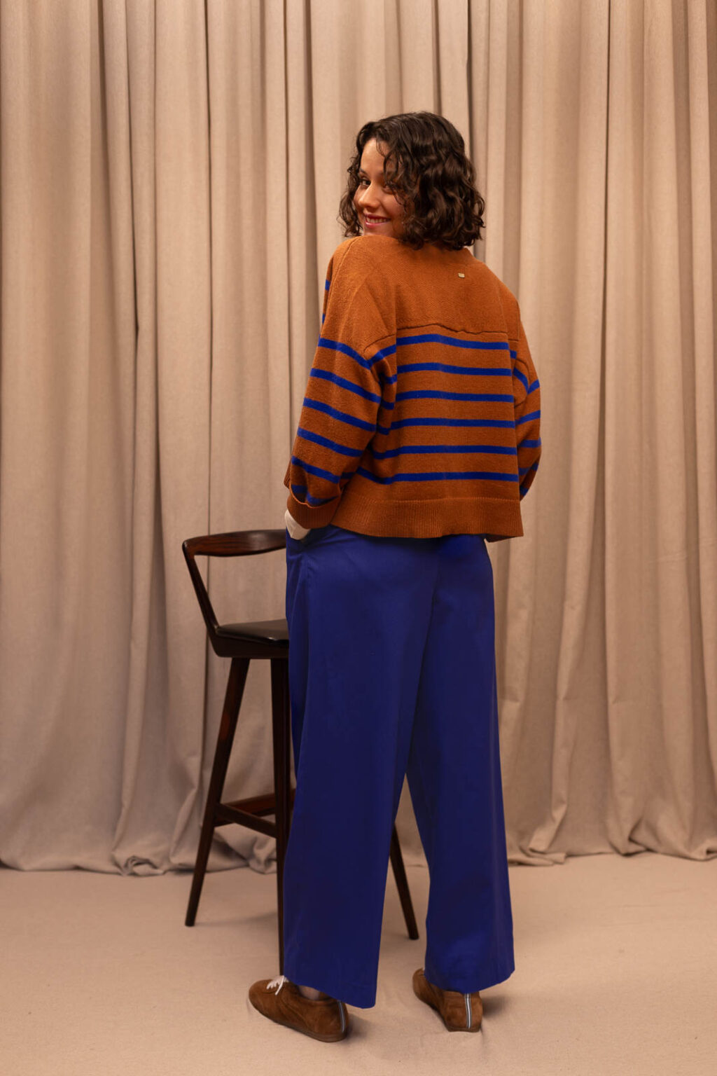 Tenue femme : gilet Vadim et pantalon Jules, Jannie