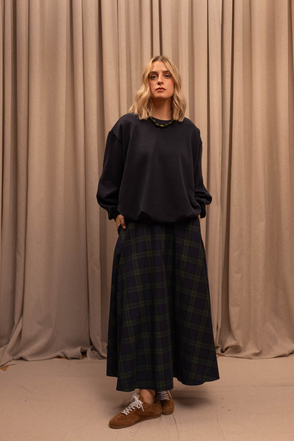 Tenue femme : jupe Alice et sweat Sacha, Jannie