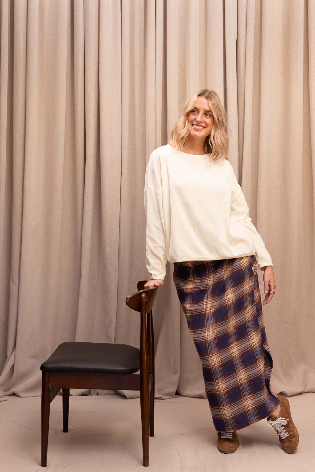 Tenue femme : jupe Violette et sweat ELSA, Jannie