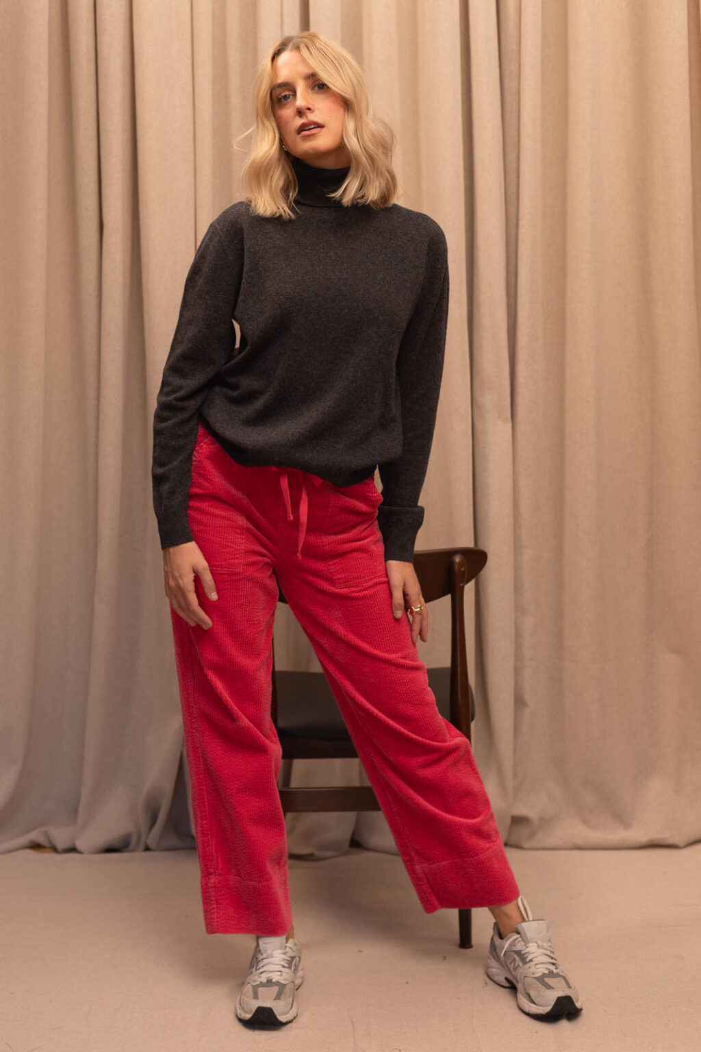 Tenue femme : pantalon Anatole et pull Antonin, Jannie