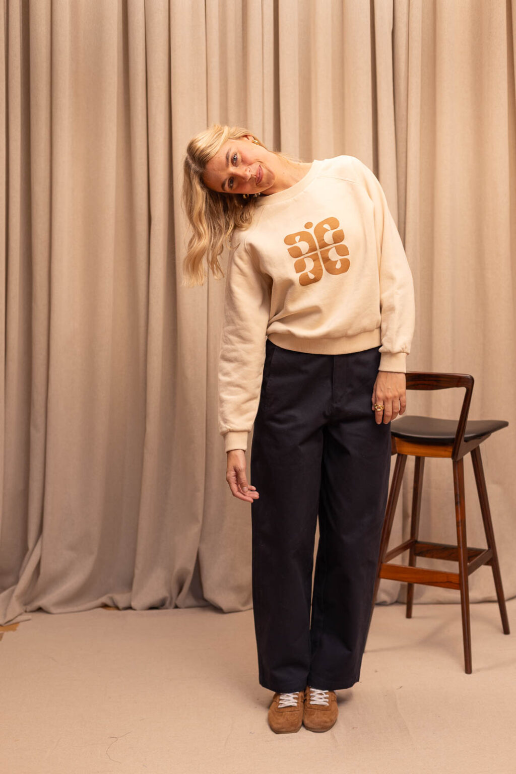 Tenue femme : pantalon Will et sweat Armand, Jannie