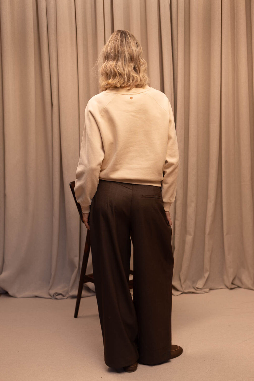 Tenue femme : sweat Armand et pantalon Robin, Jannie