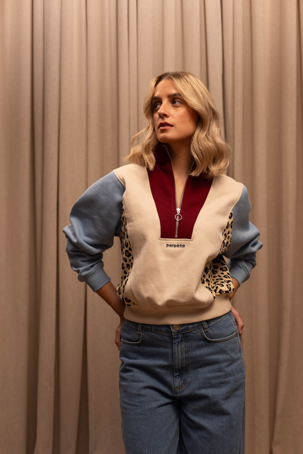 Tenue femme : sweat Elio, Jannie