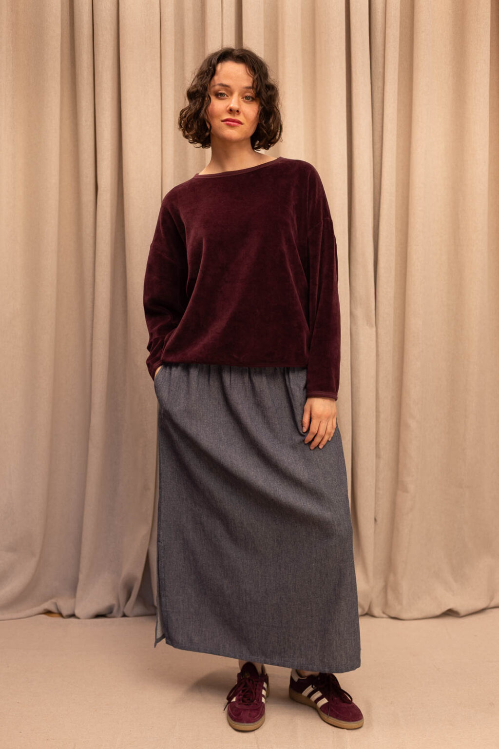 Tenue femme : sweat ELSA et jupe Mona, Jannie