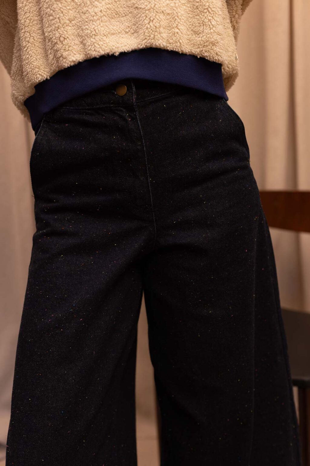 Détail matière du sweat sherpa Georges, Jannie