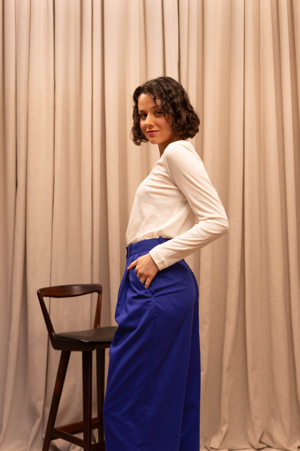 Tenue femme : tee-shirt Edouard et pantalon Jules, Jannie